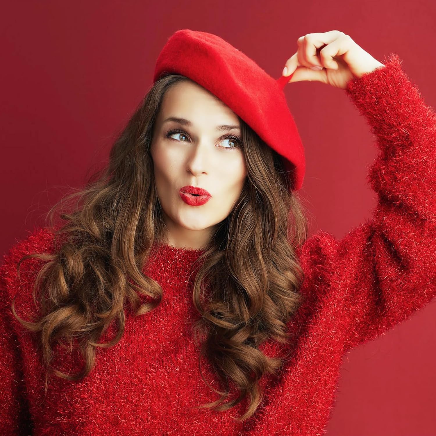 French Wool Beret Hats for Women Man Solid Color Classic Beanie Winter Cap Painter Berets.