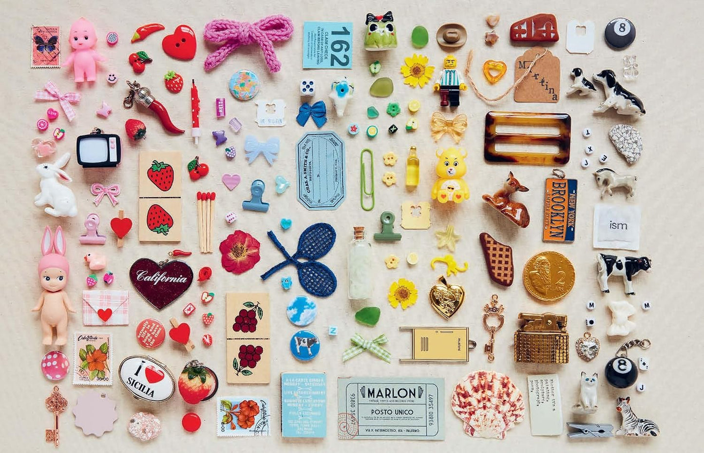 The Art of Memory Collecting: 15 Scrapbook, Collage, Trinket and Zine Projects For Crafting Treasured Moments